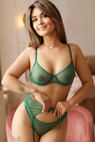 women-seeking-man-9953329932-call-girls-in-barakhamba-road-delhi-big-0